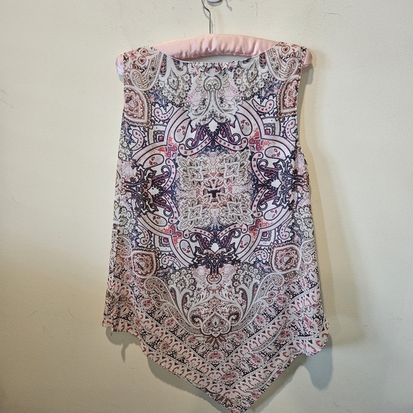 One World Women's Paisley Multi Sleeveless Woven Overlay Point Hem Blouse Medium - Picture 8 of 14